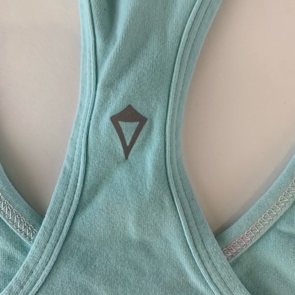 Ivivva Tank Top. TT12-15 - Picture 2 of 3